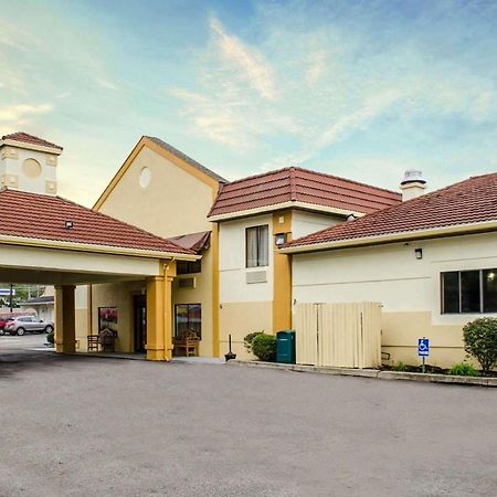 Quality Inn & Suites Medina - Akron West Kültér fotó