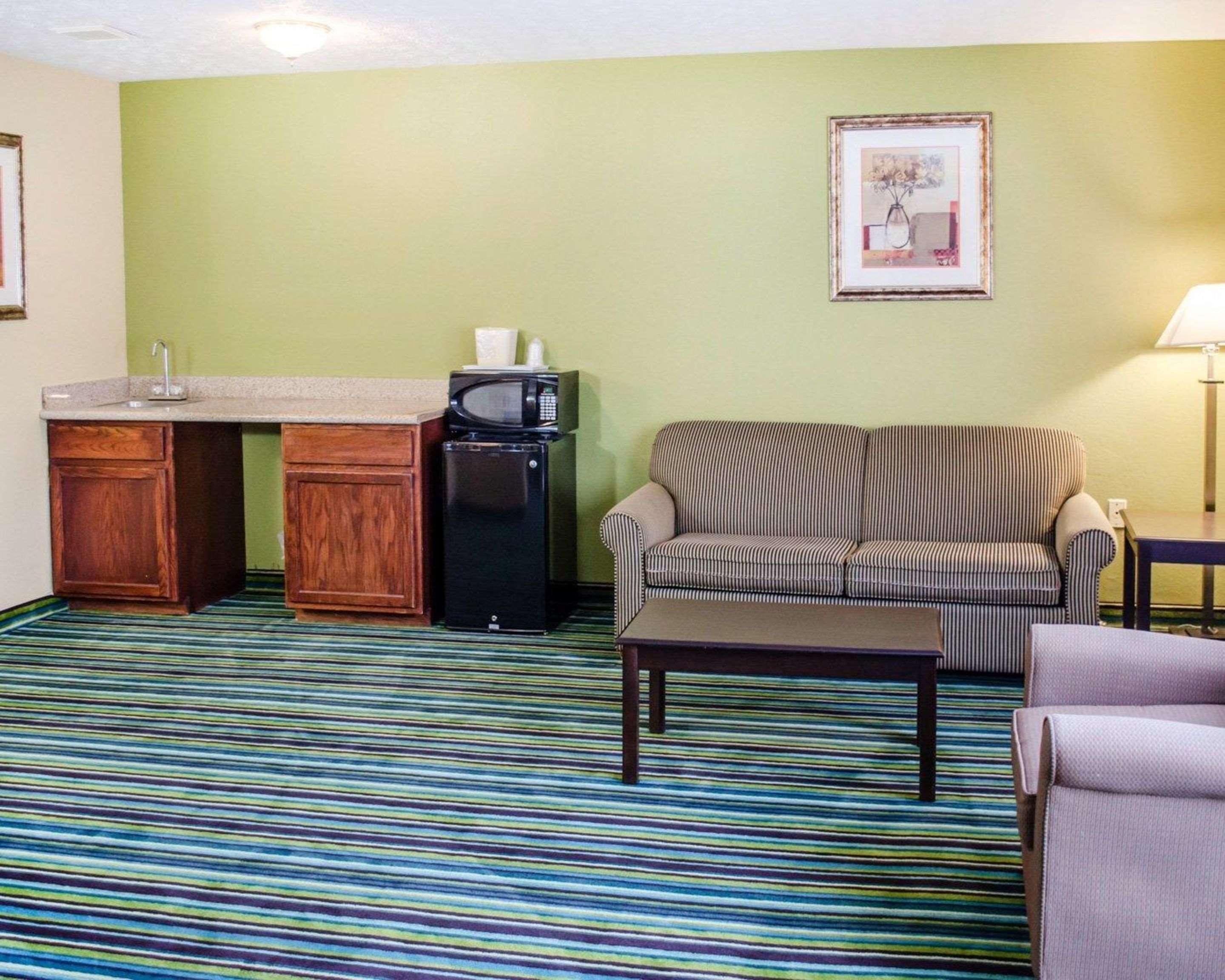 Quality Inn & Suites Medina - Akron West Kültér fotó