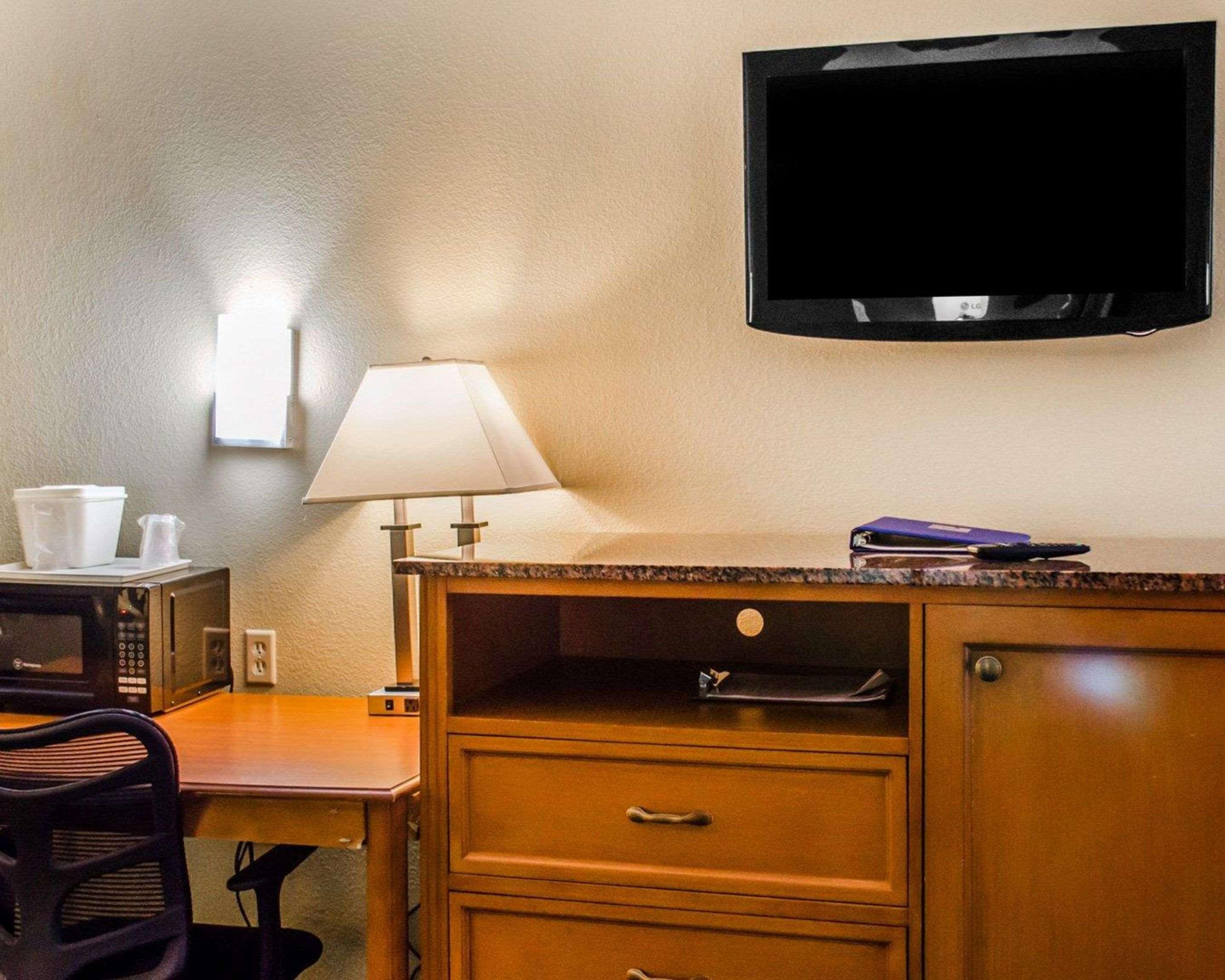 Quality Inn & Suites Medina - Akron West Kültér fotó